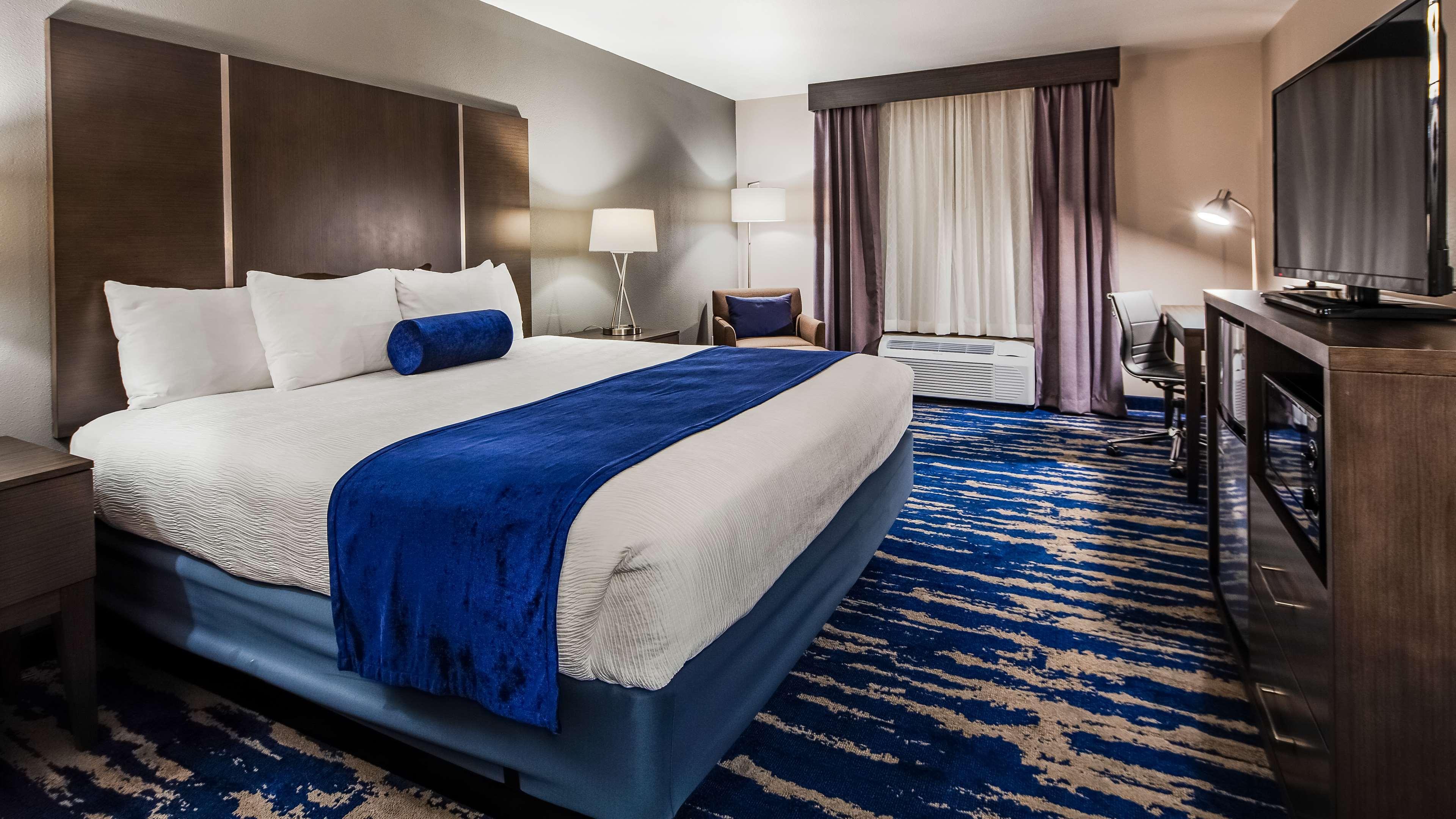 Best Western Plus Rama Inn & Suites Ла-Гранде Экстерьер фото