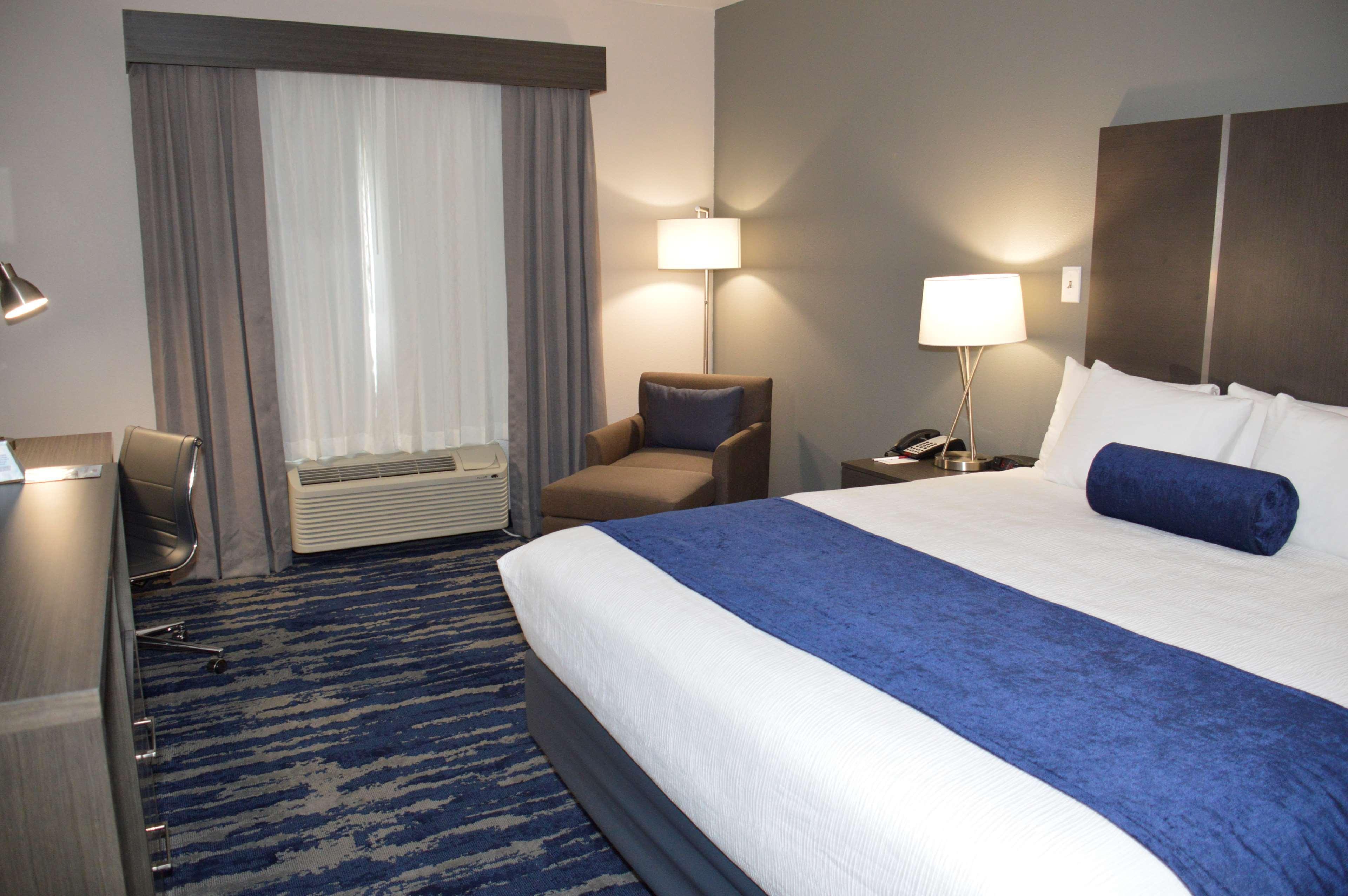 Best Western Plus Rama Inn & Suites Ла-Гранде Экстерьер фото